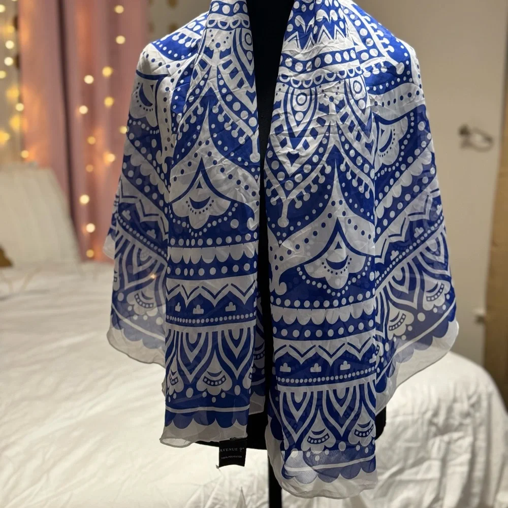 Avenue 9 Navy Blue Mandala Wrap Scarf/Sarong - One Size Fits Most - Picture 6 of 9